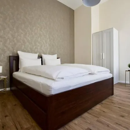 Apartment Premium By Hi5 - Astoria 4 Bedroom Budapest
