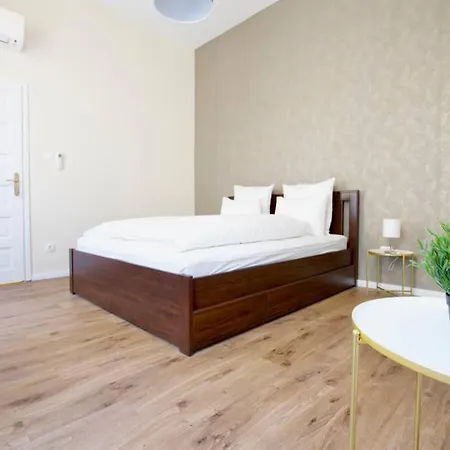 Premium By Hi5 - Astoria 4 Bedroom *