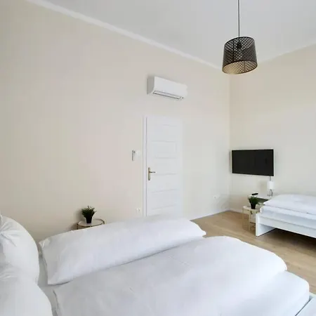 Premium By Hi5 - Astoria 4 Bedroom Apartment Budapest